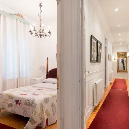 Housingleon - Las Vidrieras